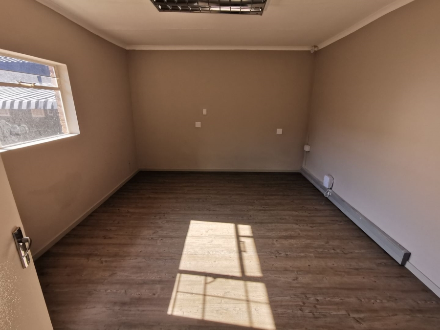 To Let commercial Property for Rent in Wilkoppies North West